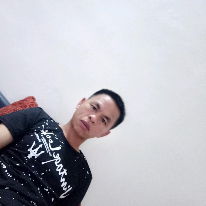 韦