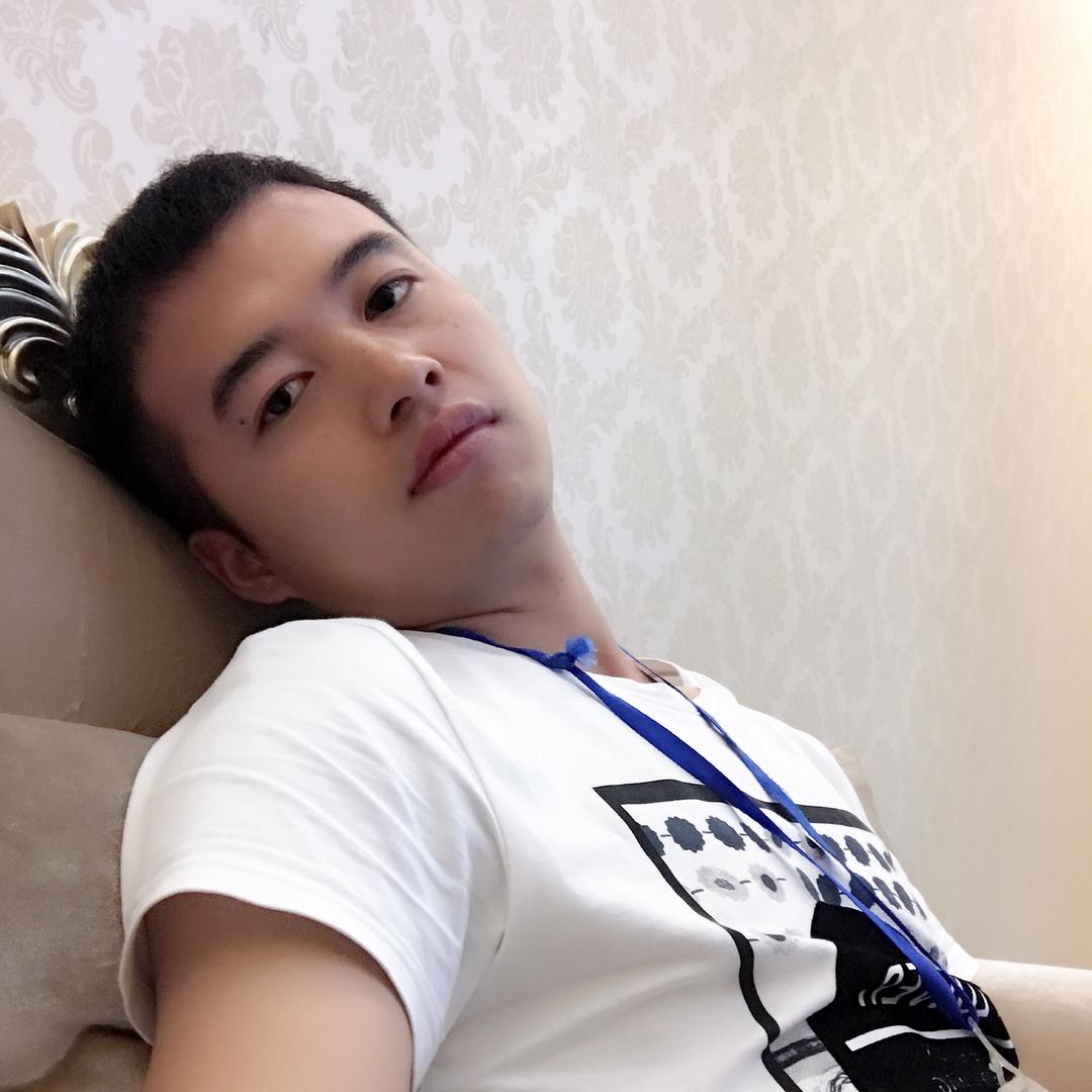 🐥闷油瓶🐤🌙&#
