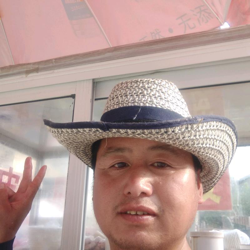 胡哥肉加馍，手工凉皮，希望能认识你我她