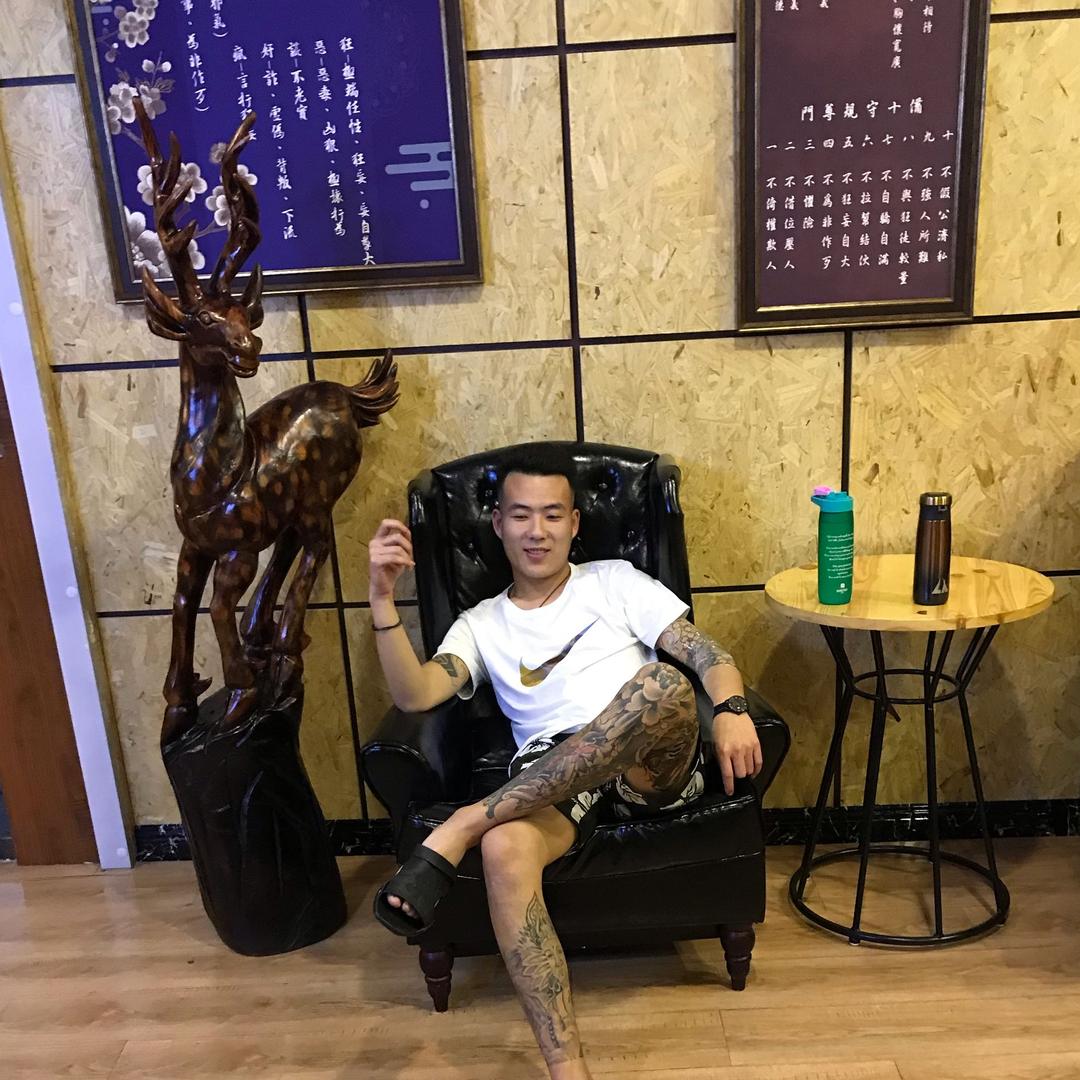 @刚毅刺青•刚子皮秒点阵清洗