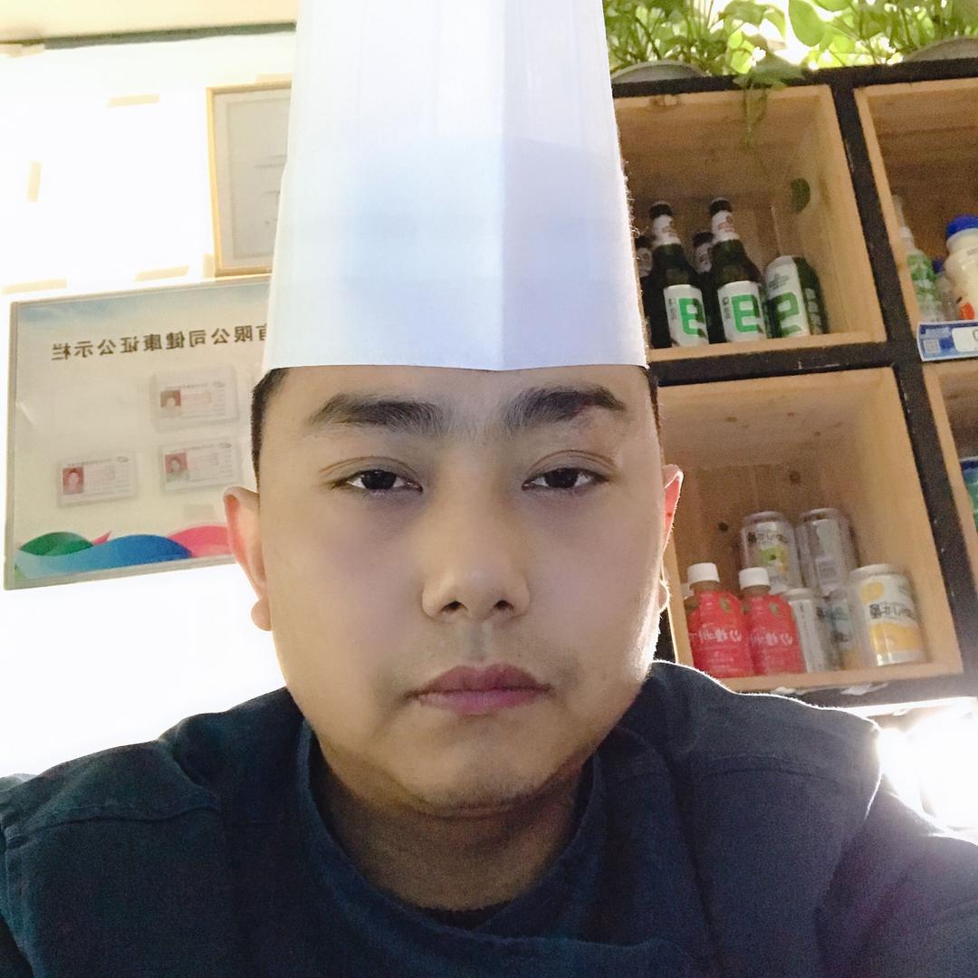 屈  锋