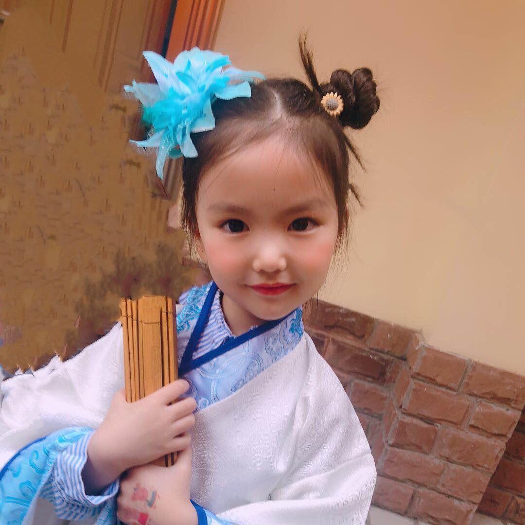 陈一沐（Monica）