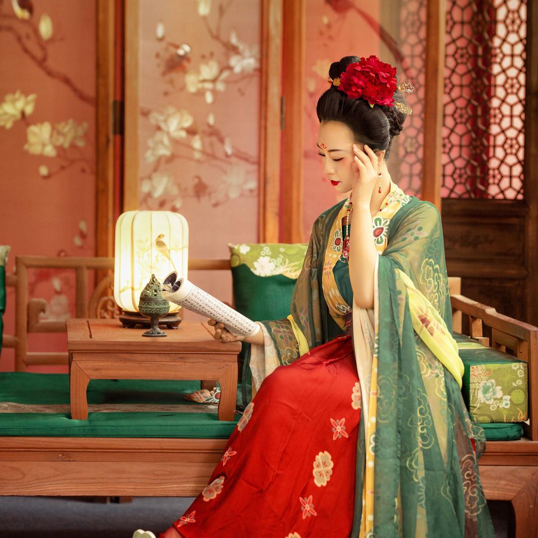 洛阳沁香阁汉服婚服馆