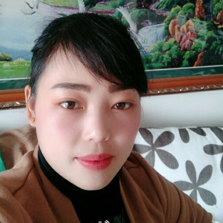莉莉