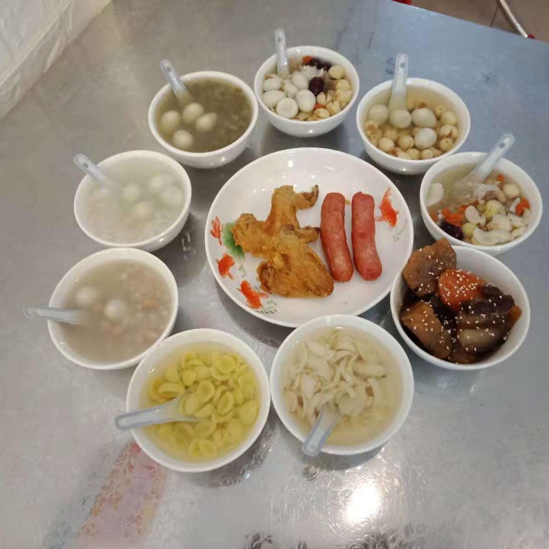 隆合甜汤肠粉店