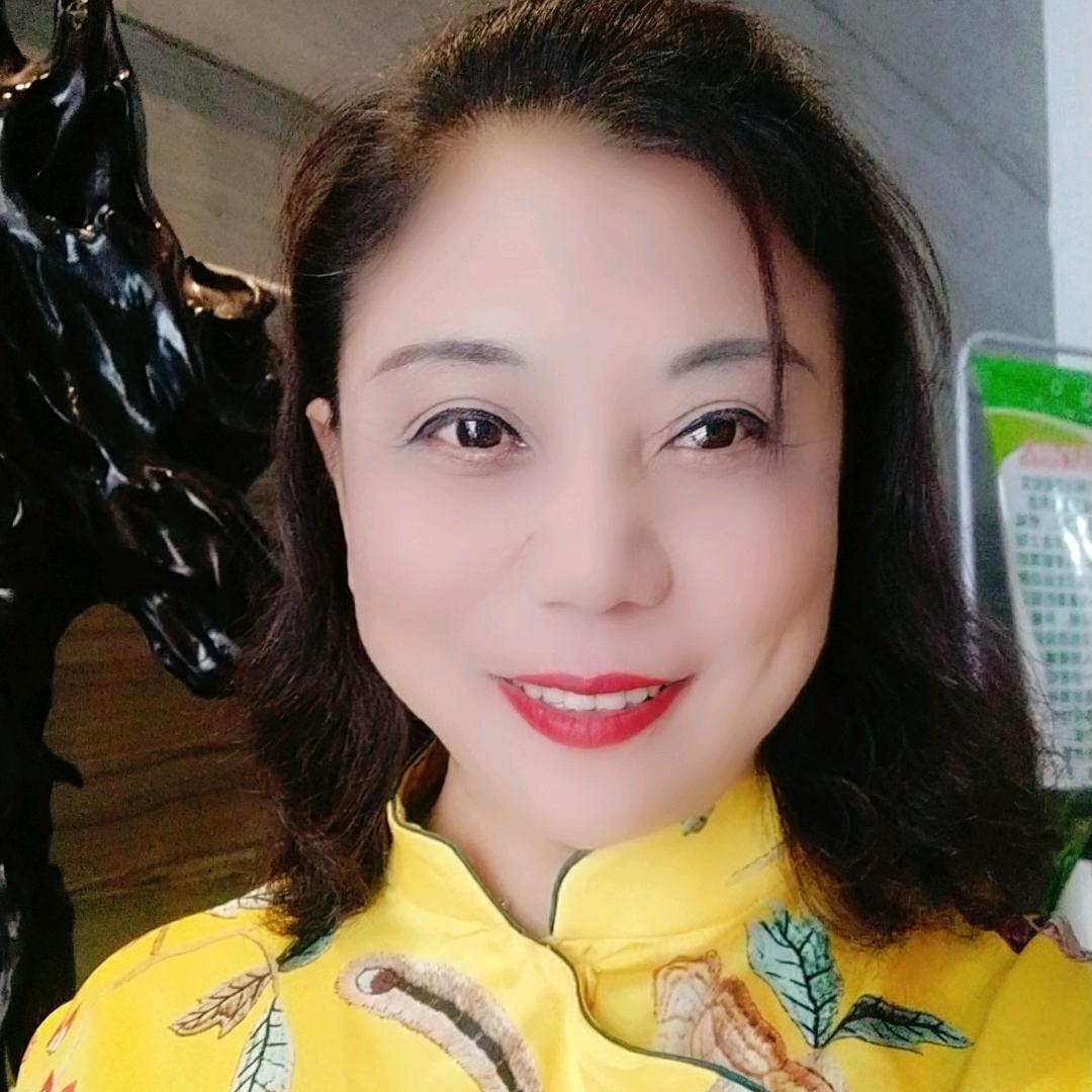 爱吃爱玩的大姨