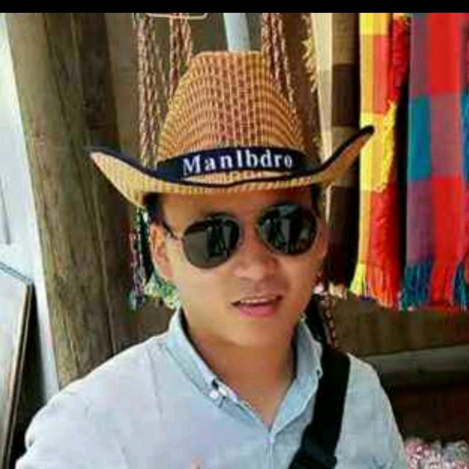 卖塑胶原料的老易