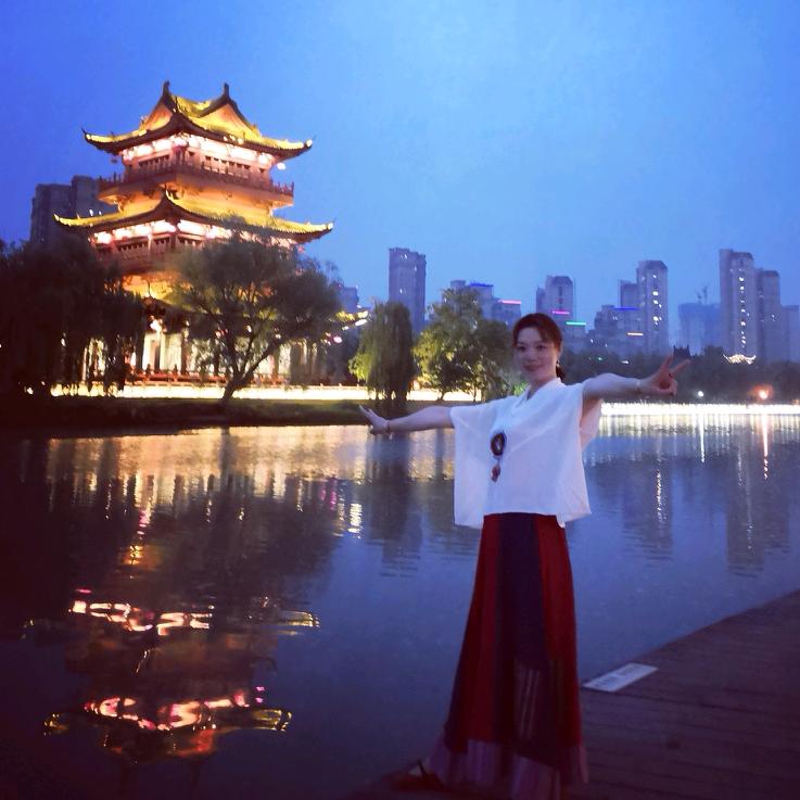 白狐人生如梦