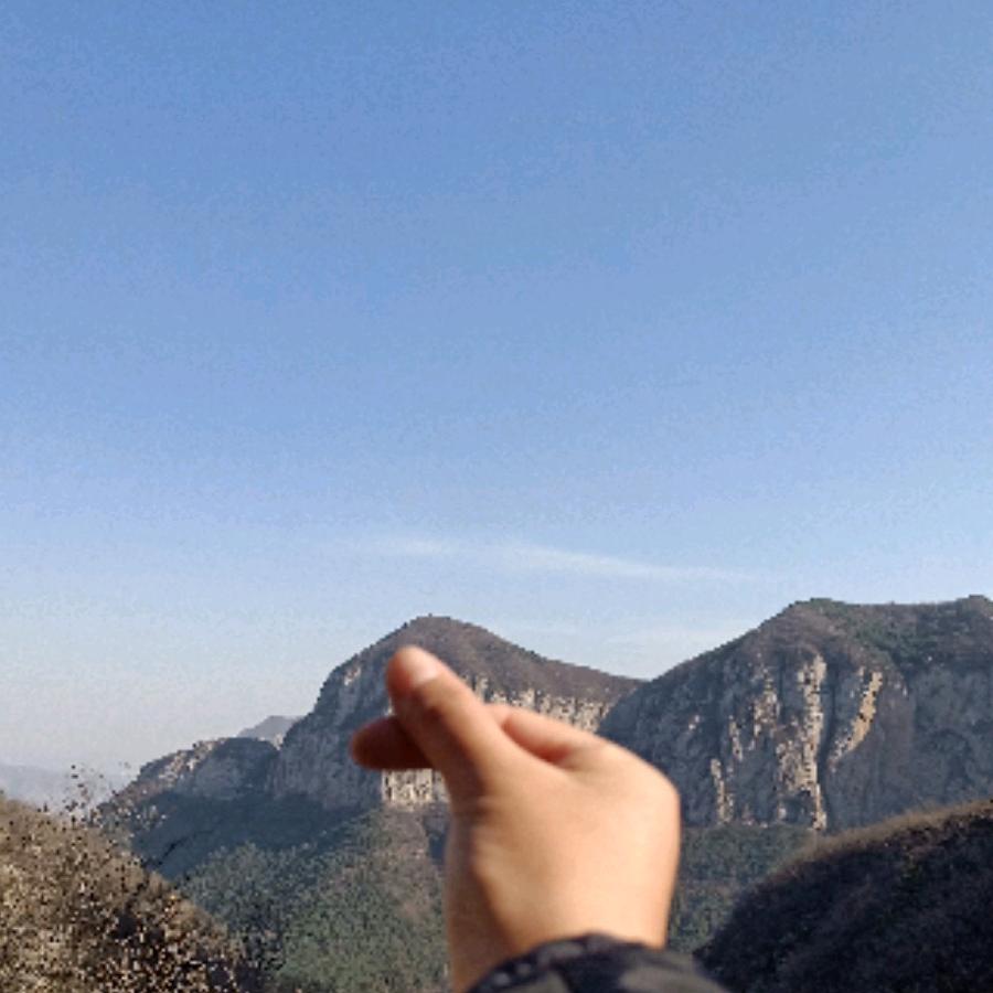 ╭☞      崔          ╭