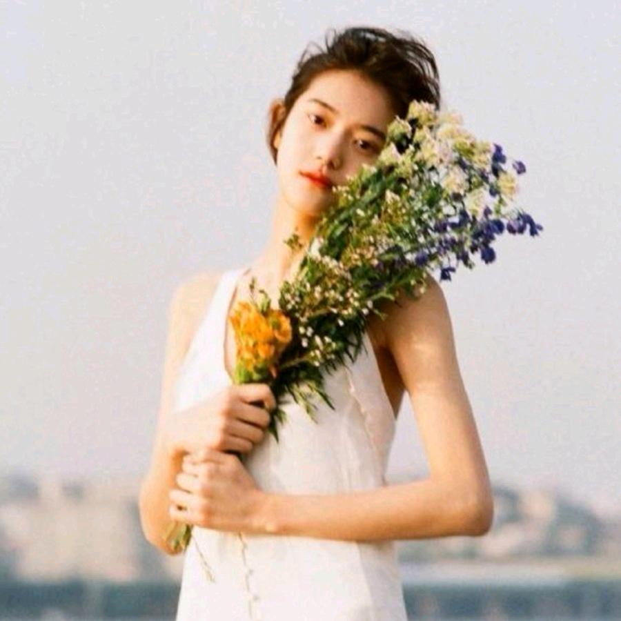 新时代抽象圣体