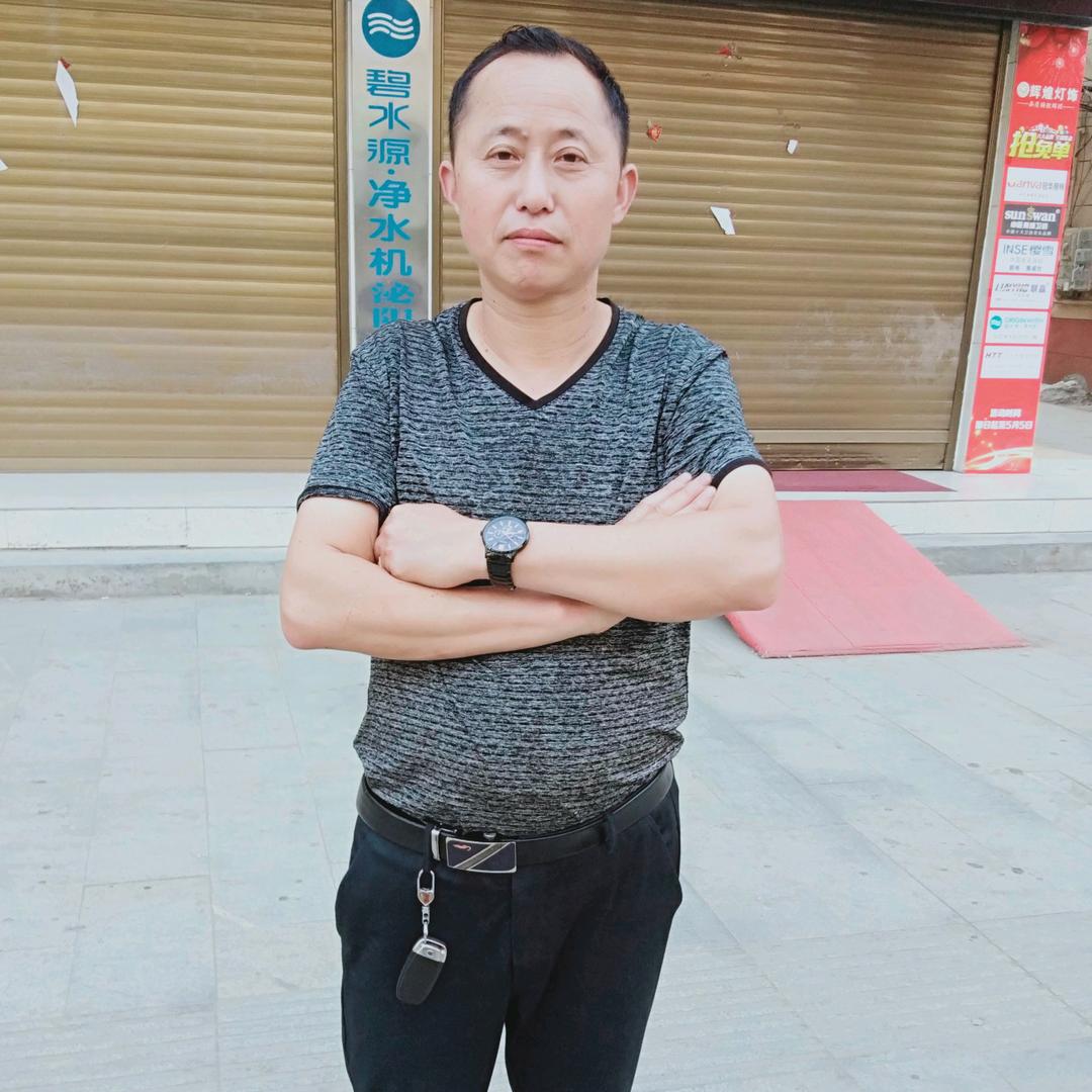 泌阳县李建相框装饰画工厂店十婚庆车