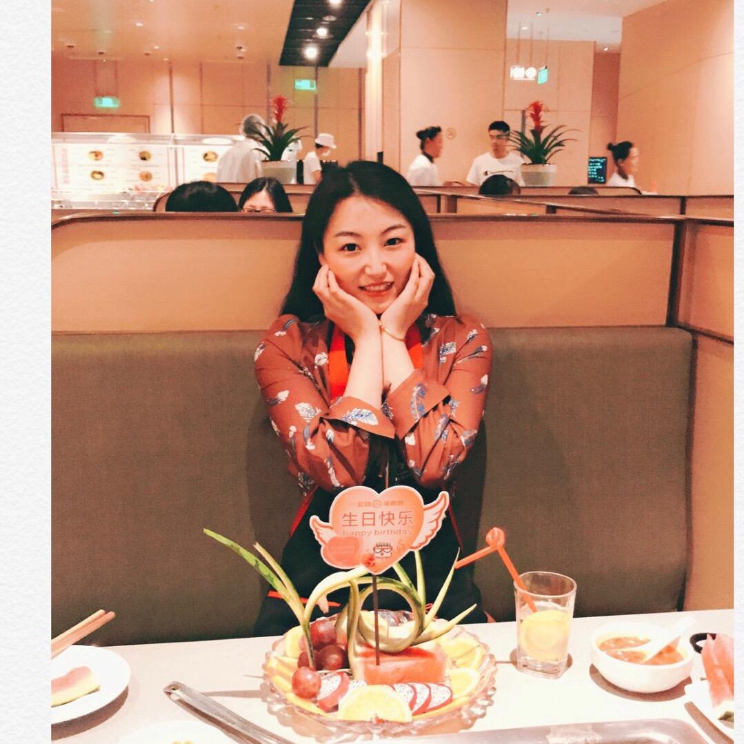 瘦成一小坨的小仙女🧚‍♀️