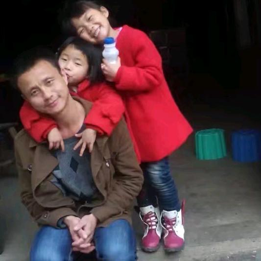 余巧，旺邦服装厂