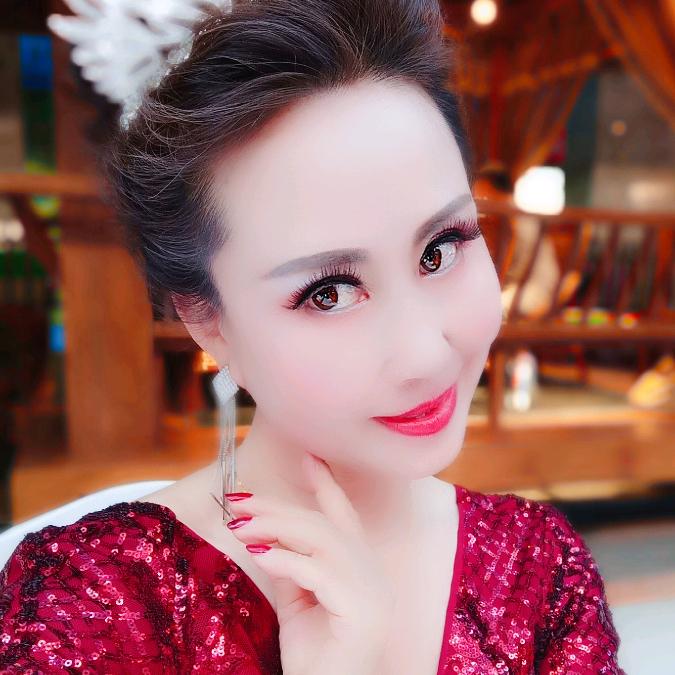 玫瑰旗袍