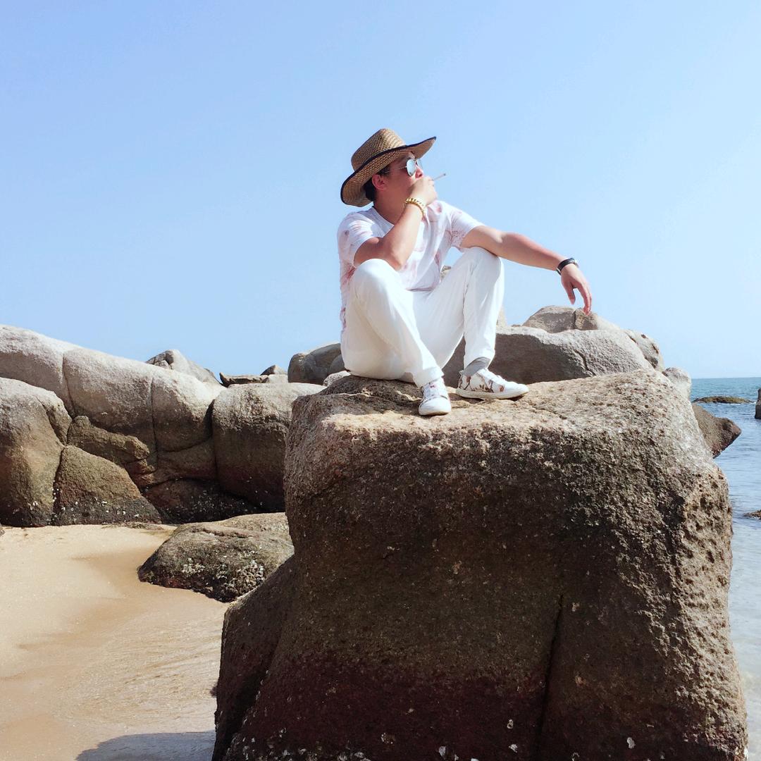 一个人的寂寞两个人的错