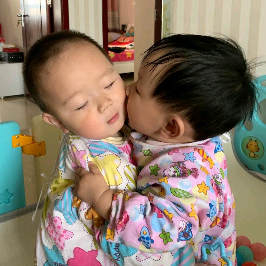 嘻嘻
