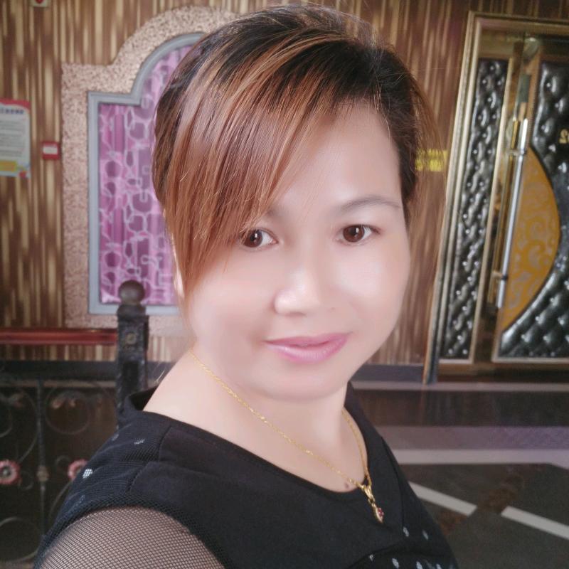 梁丽娜