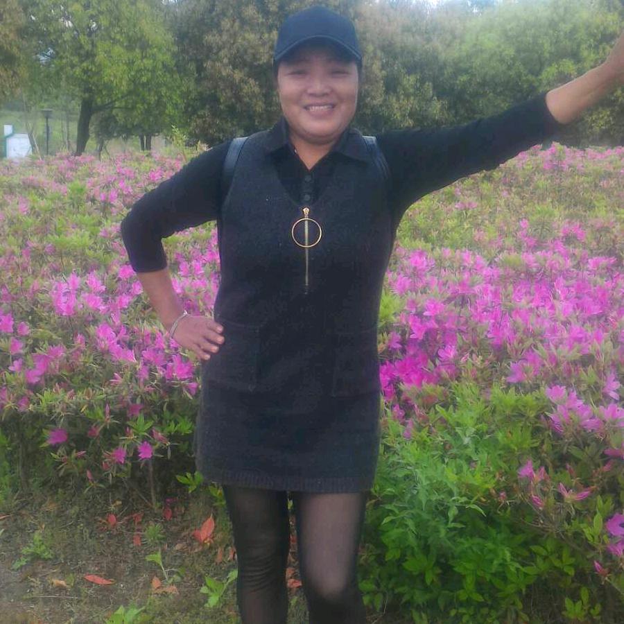 小英子。