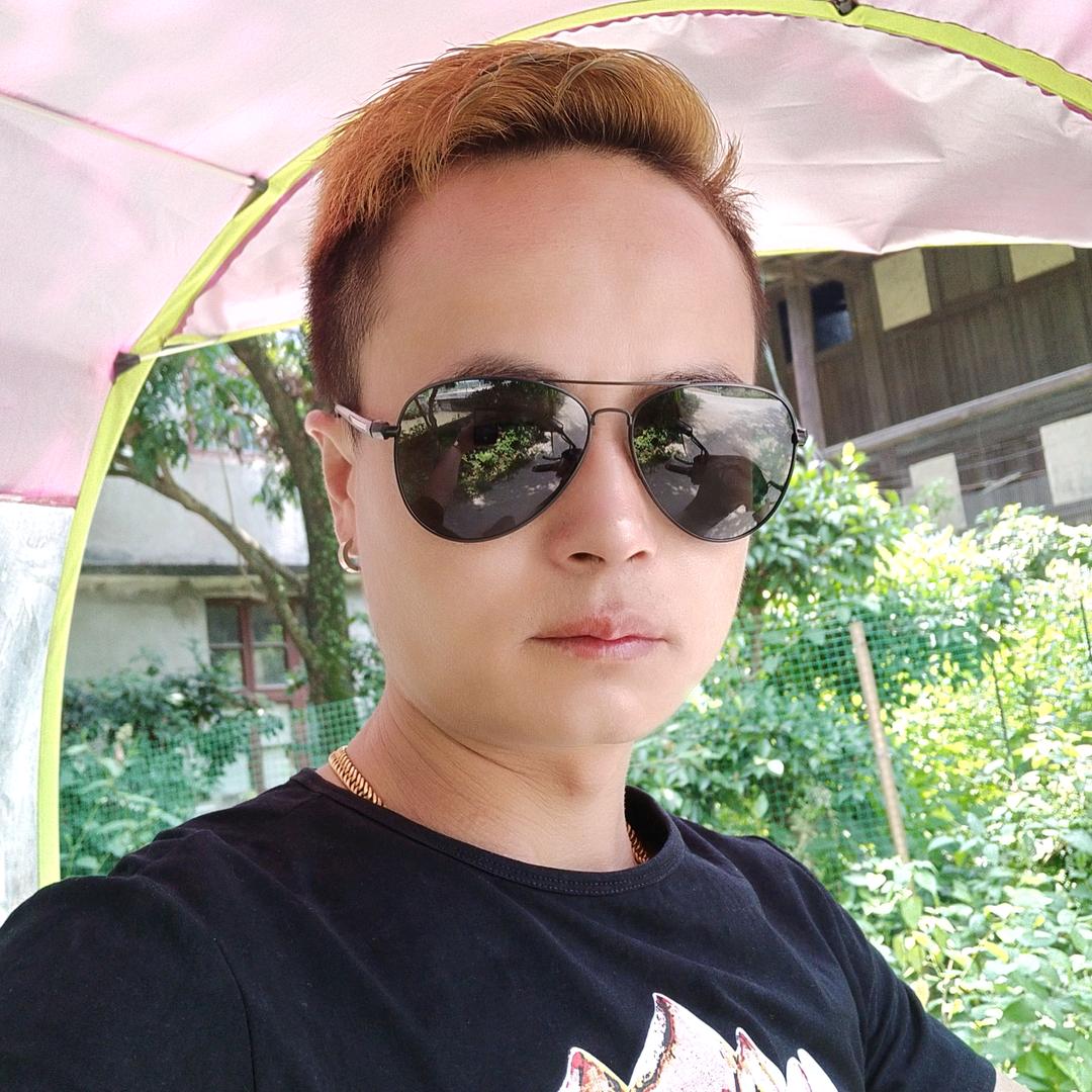 疯狂的男神