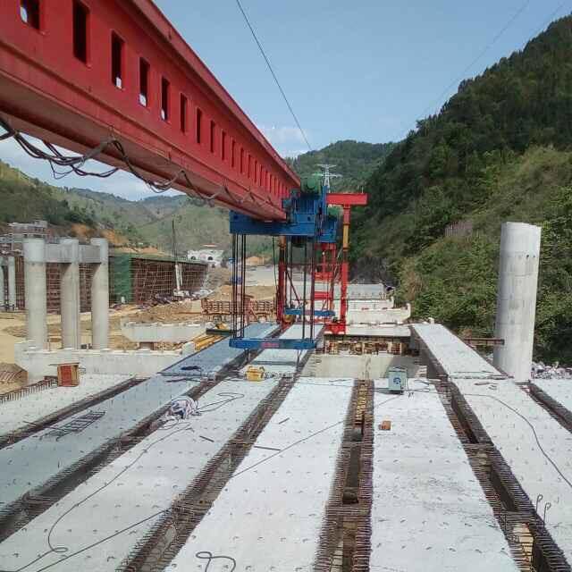 专业架梁队李朋