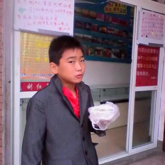 峰子（原来是个傻子）