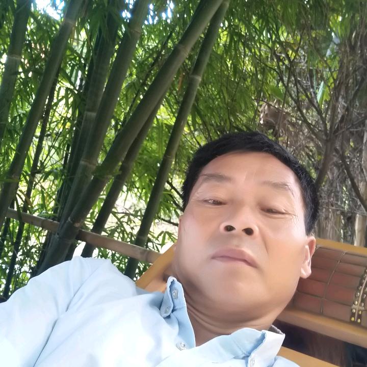 明知爱你是错的翩翩爱上你