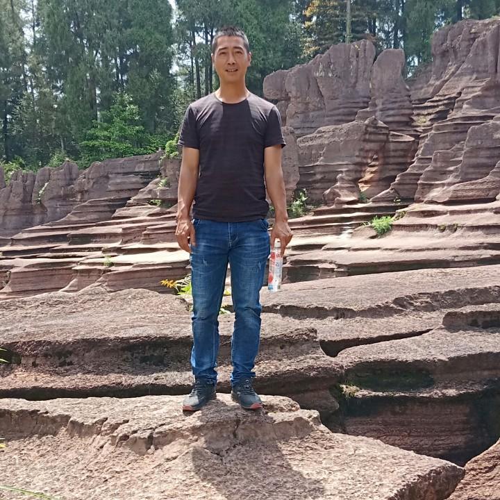 田师傅（出售新、旧模板包回收）