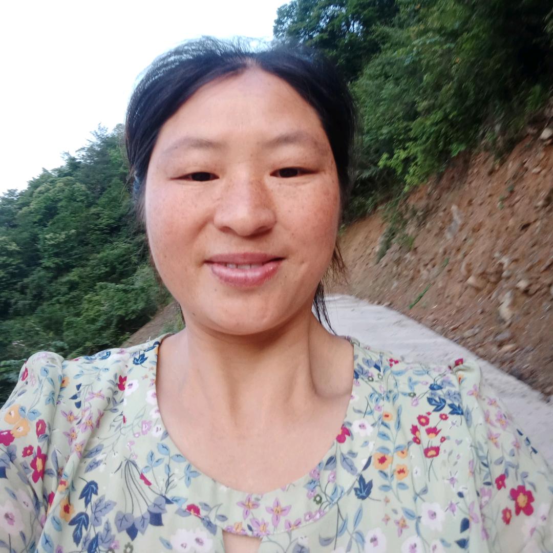 余秀翠
