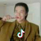 和李小龙尬舞