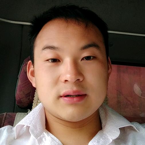 卡车🚚小伙