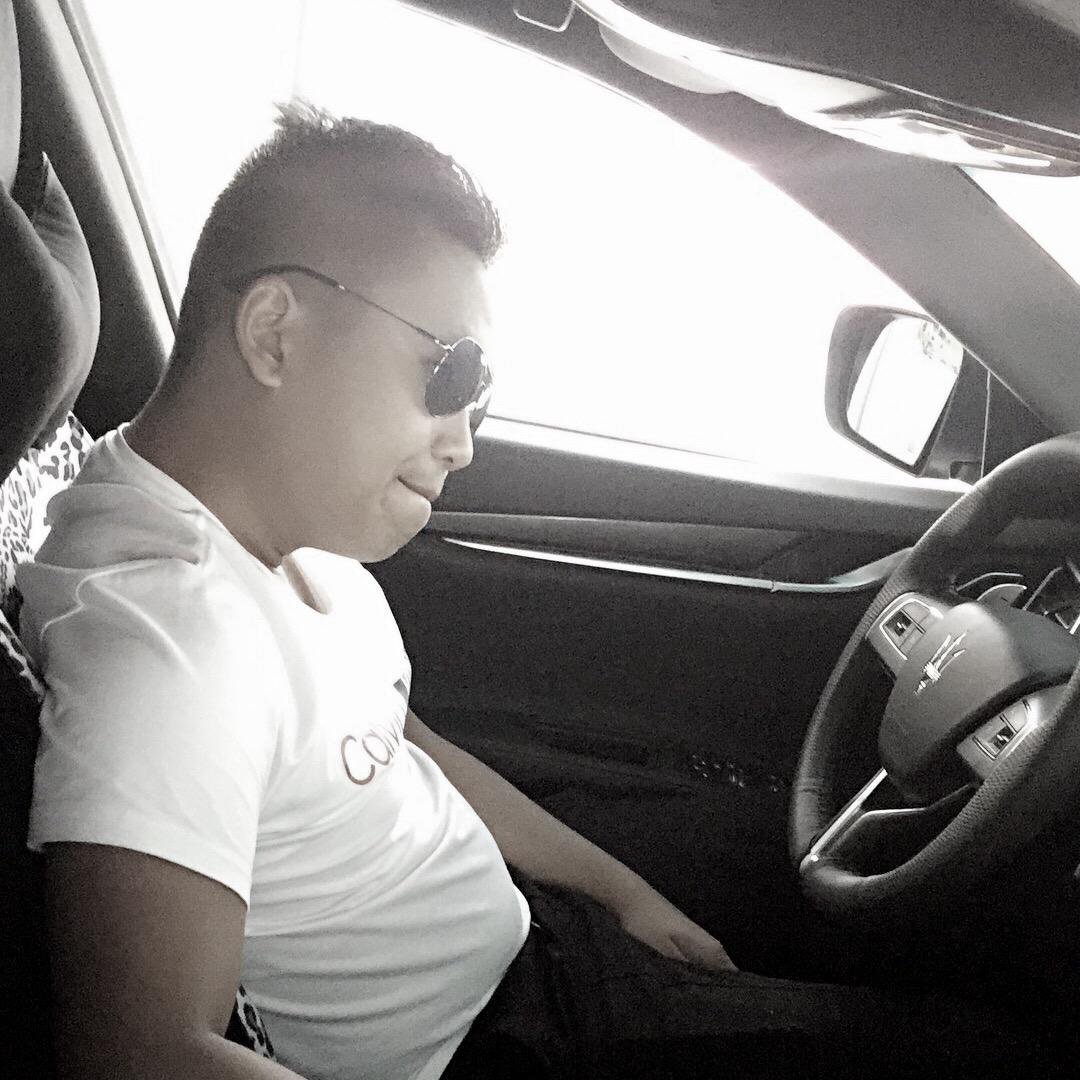 一步，一个脚印。