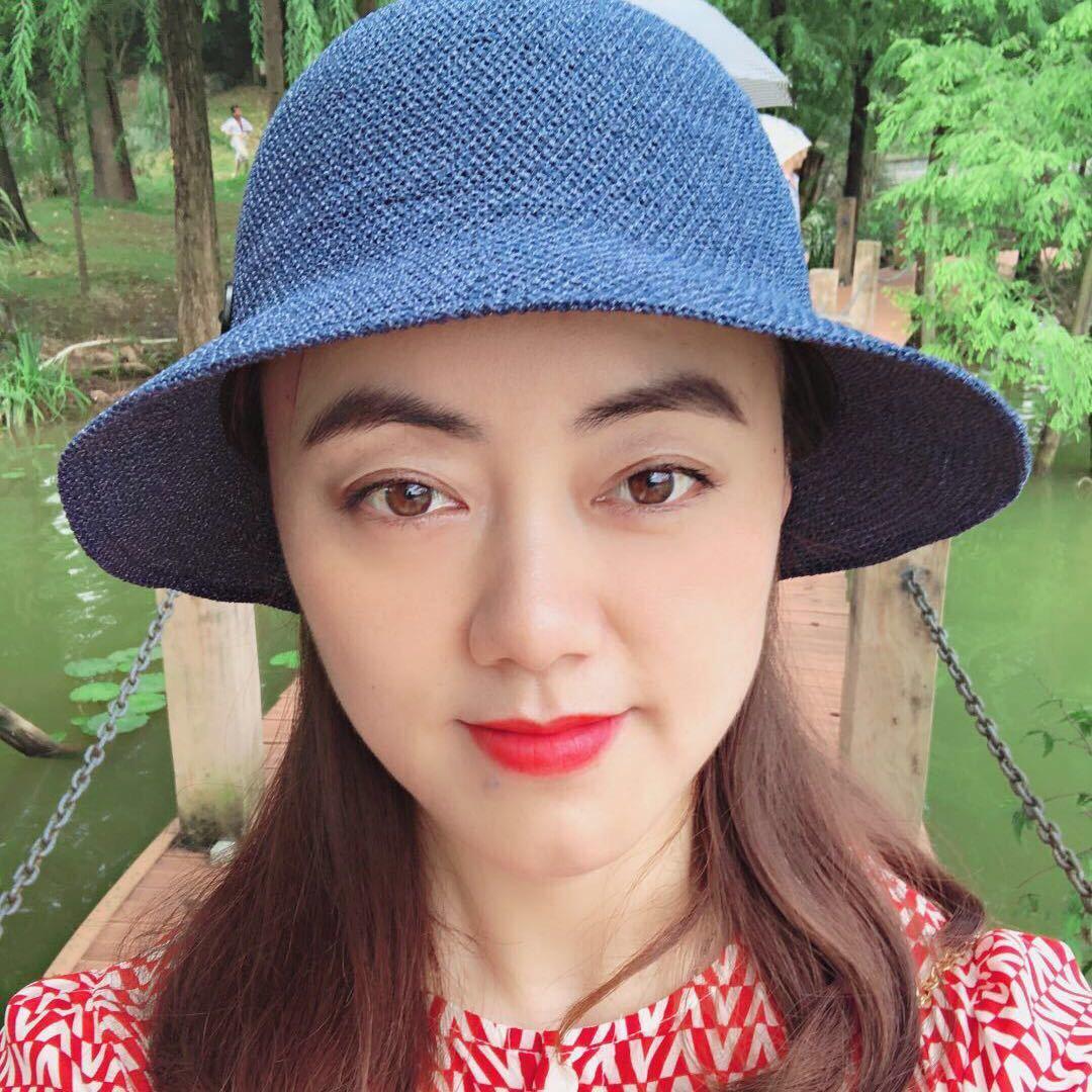 小莉
