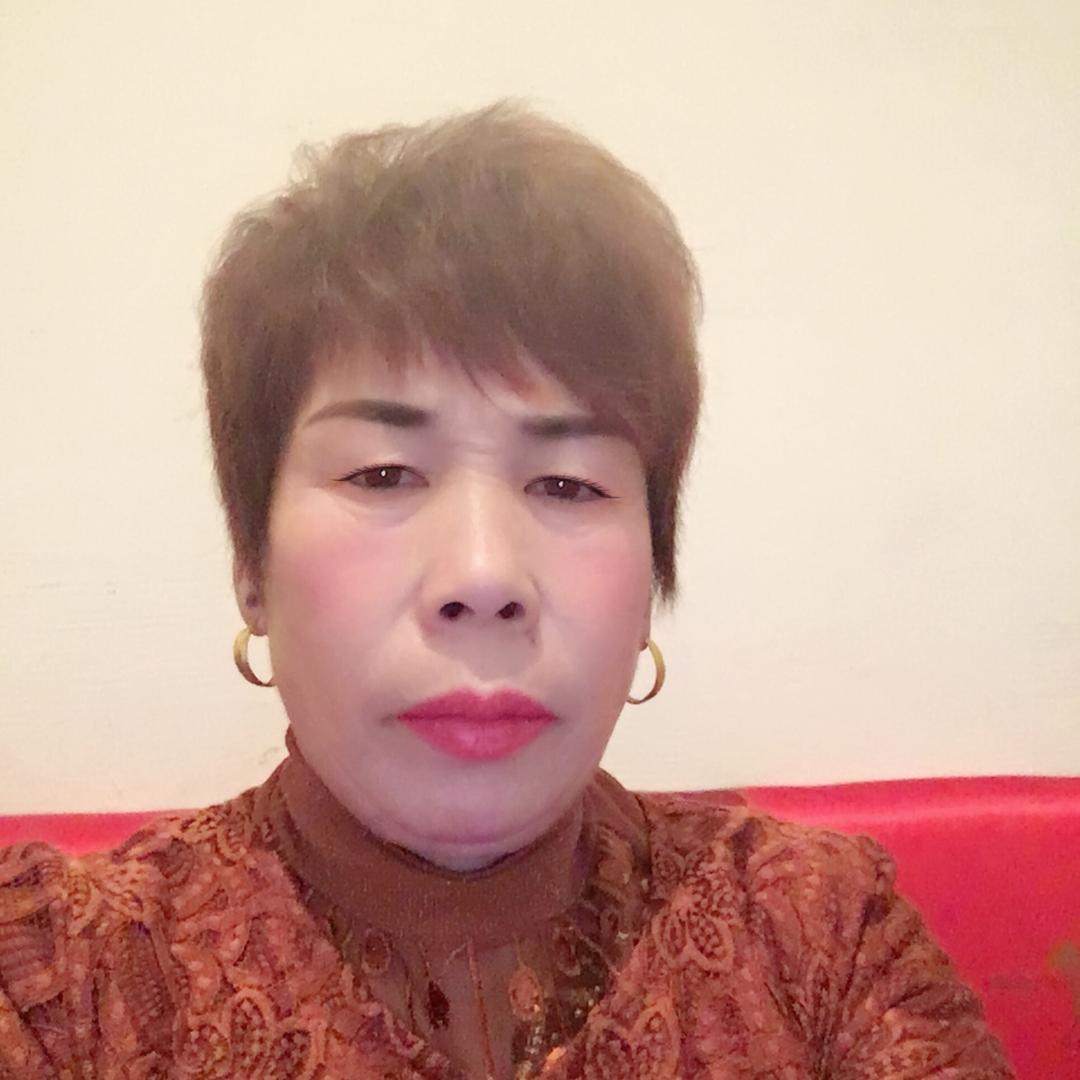琴琴。八