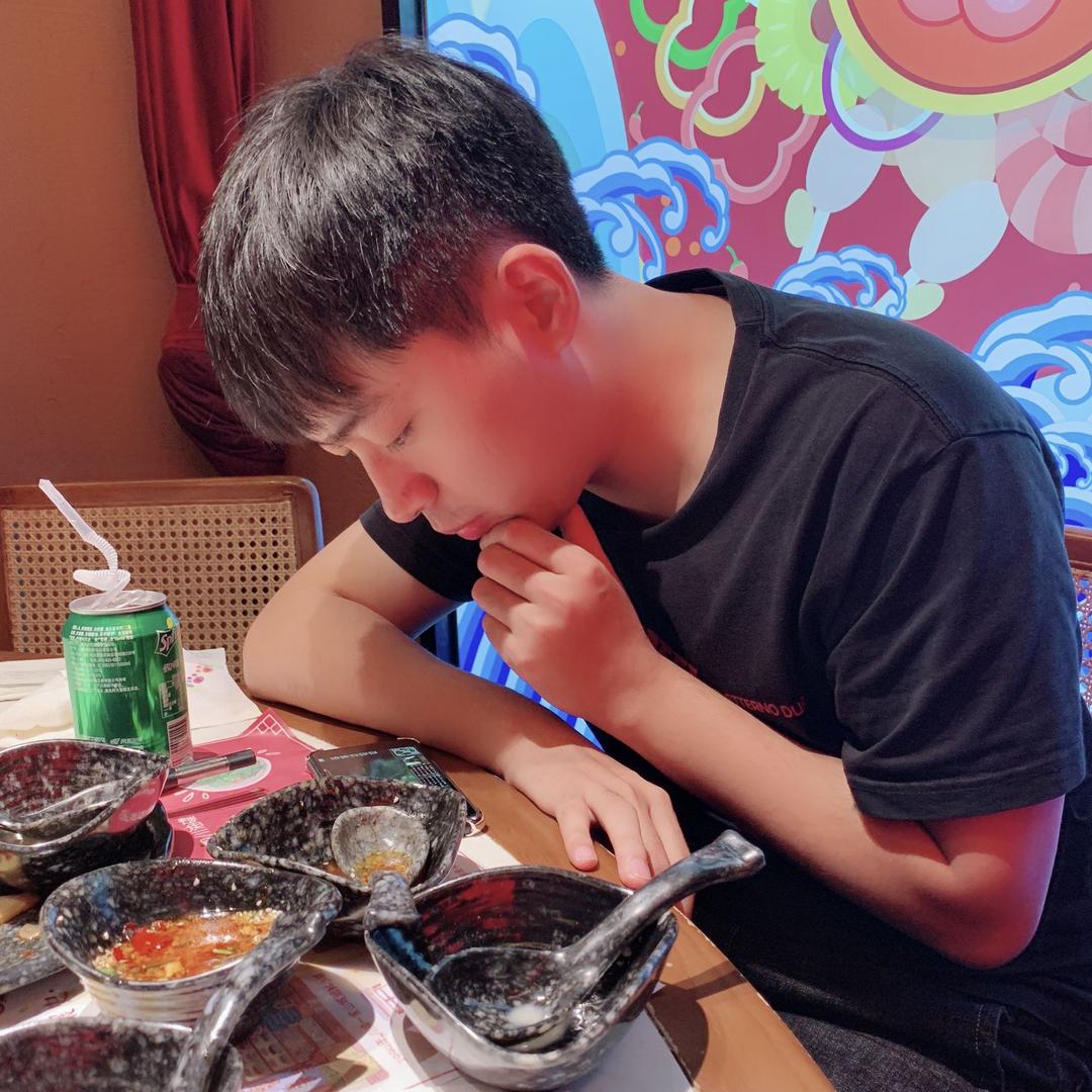 我就是震哥呀