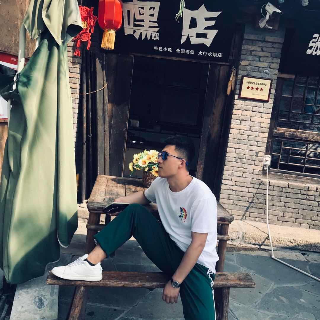 李奕杉