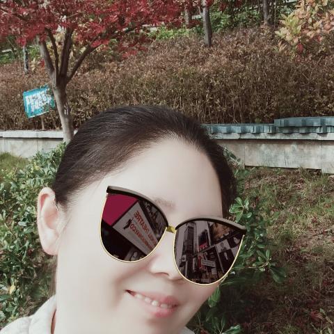 a蹇明碧
