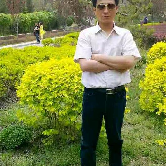 小军铁板鱿鱼串串香