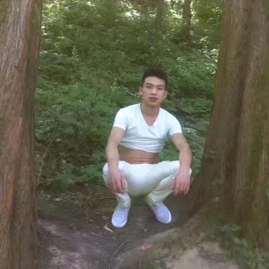 回眸(°༣°)༇一笑