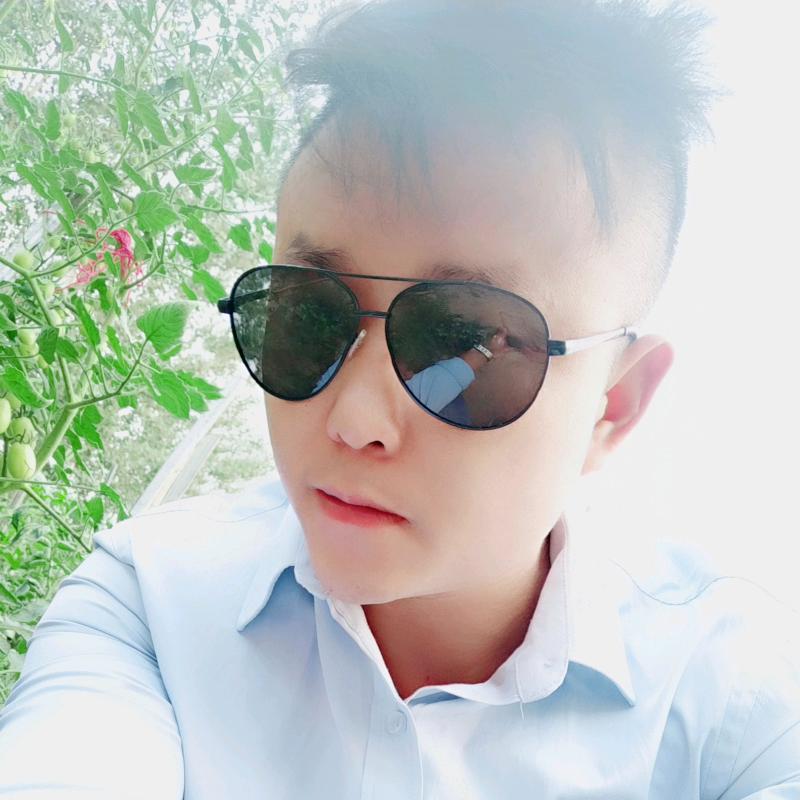 小农哥草莓采摘园