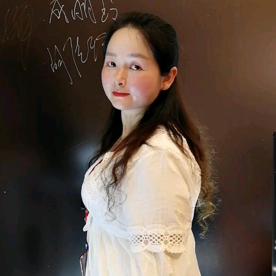 佳玲