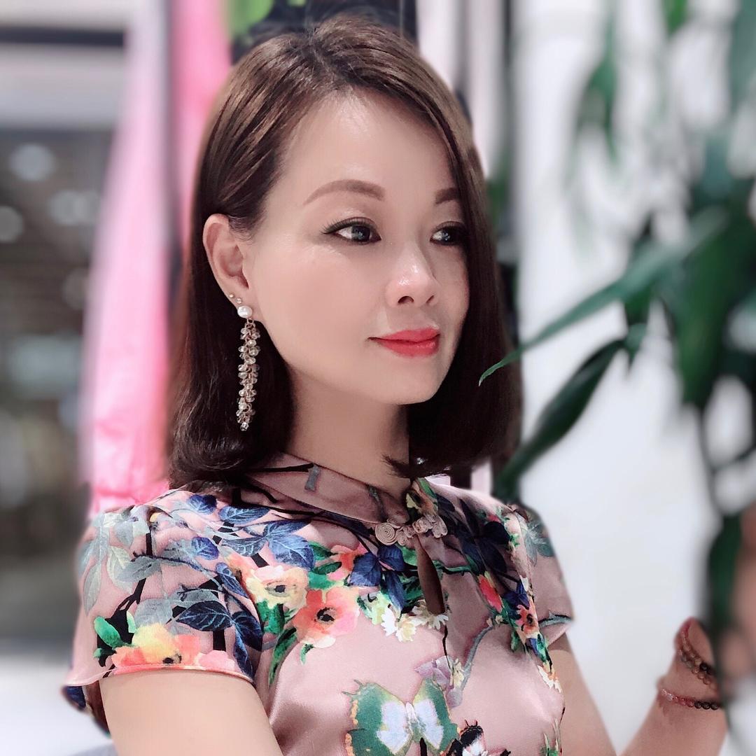 左撇子巧姐