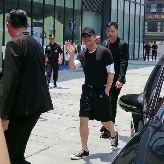 飞驰的小火车