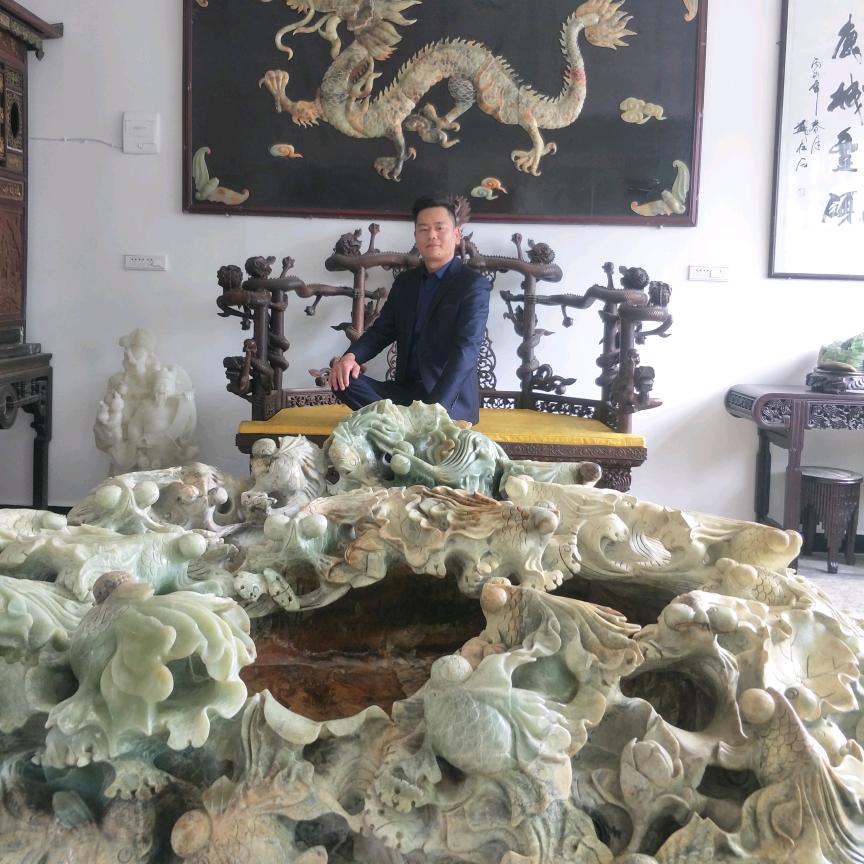 隔海相望，维纳斯