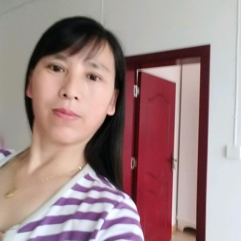 琼