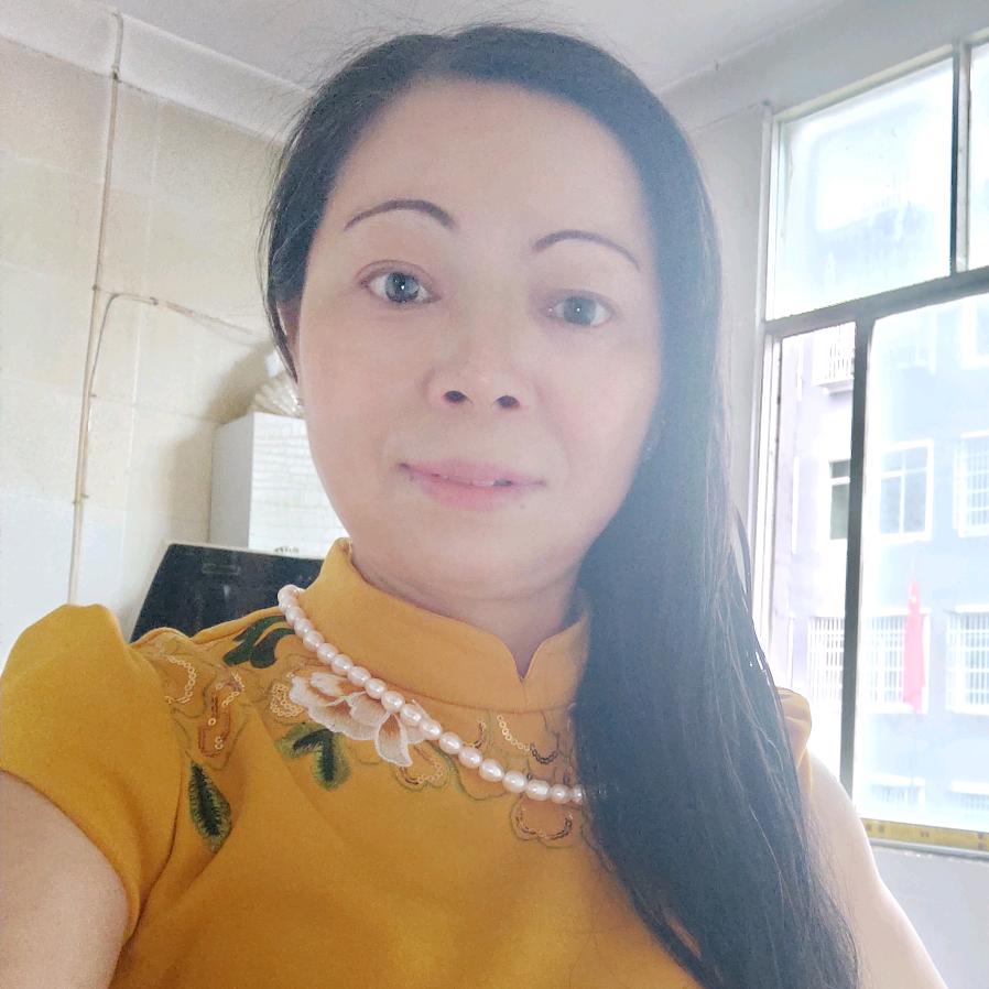 风中的云