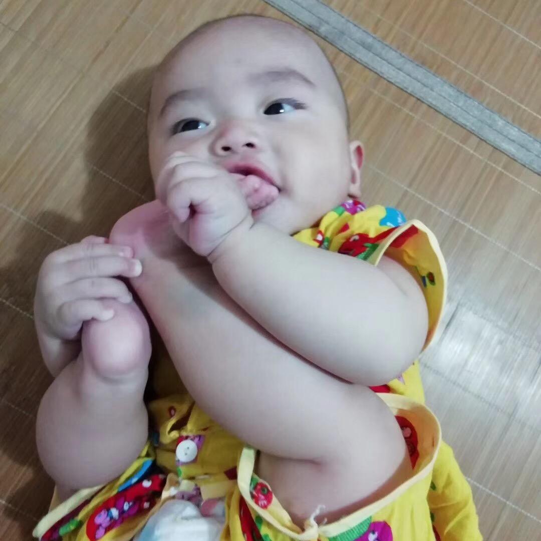 华