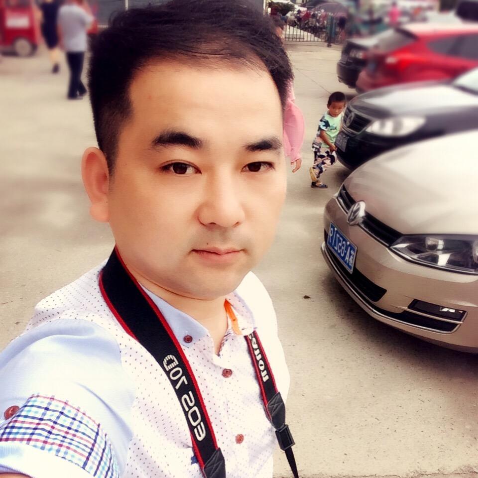 徐凤轻抚佳人颜💨🚣
