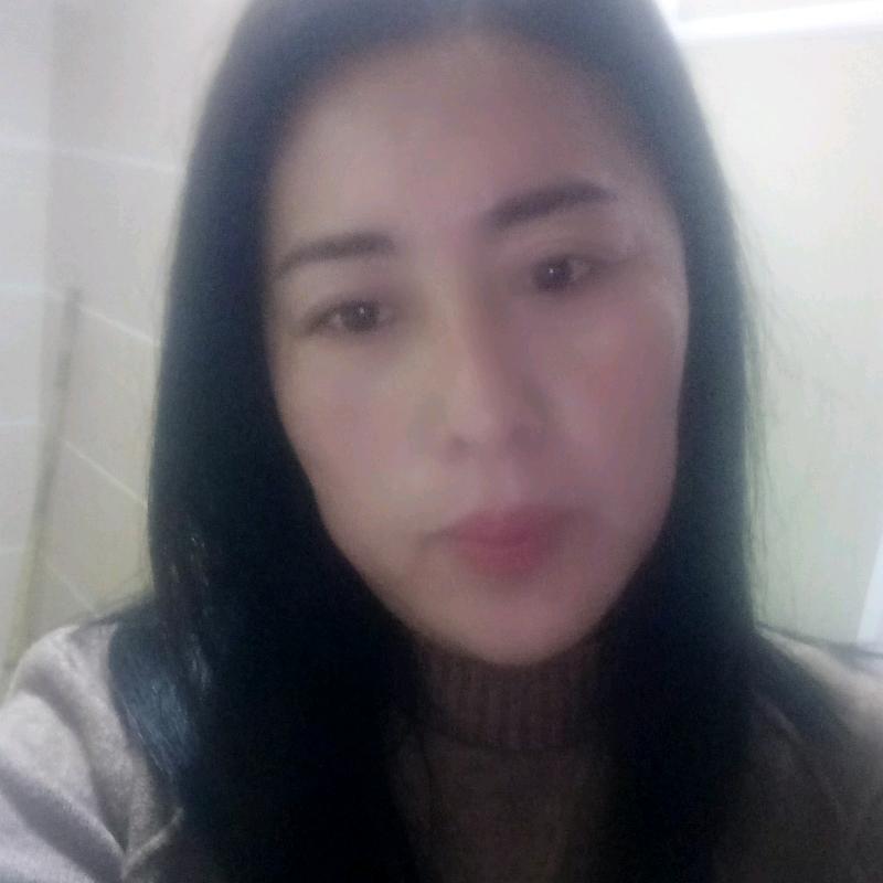 默然不语