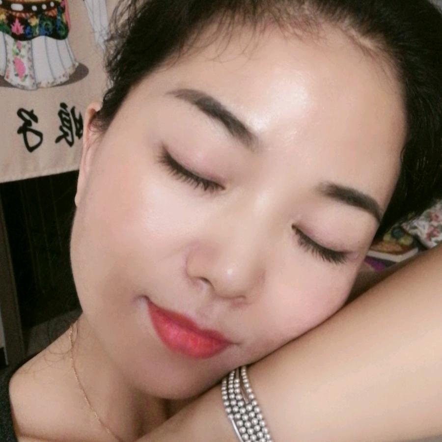雪榕实体服装店