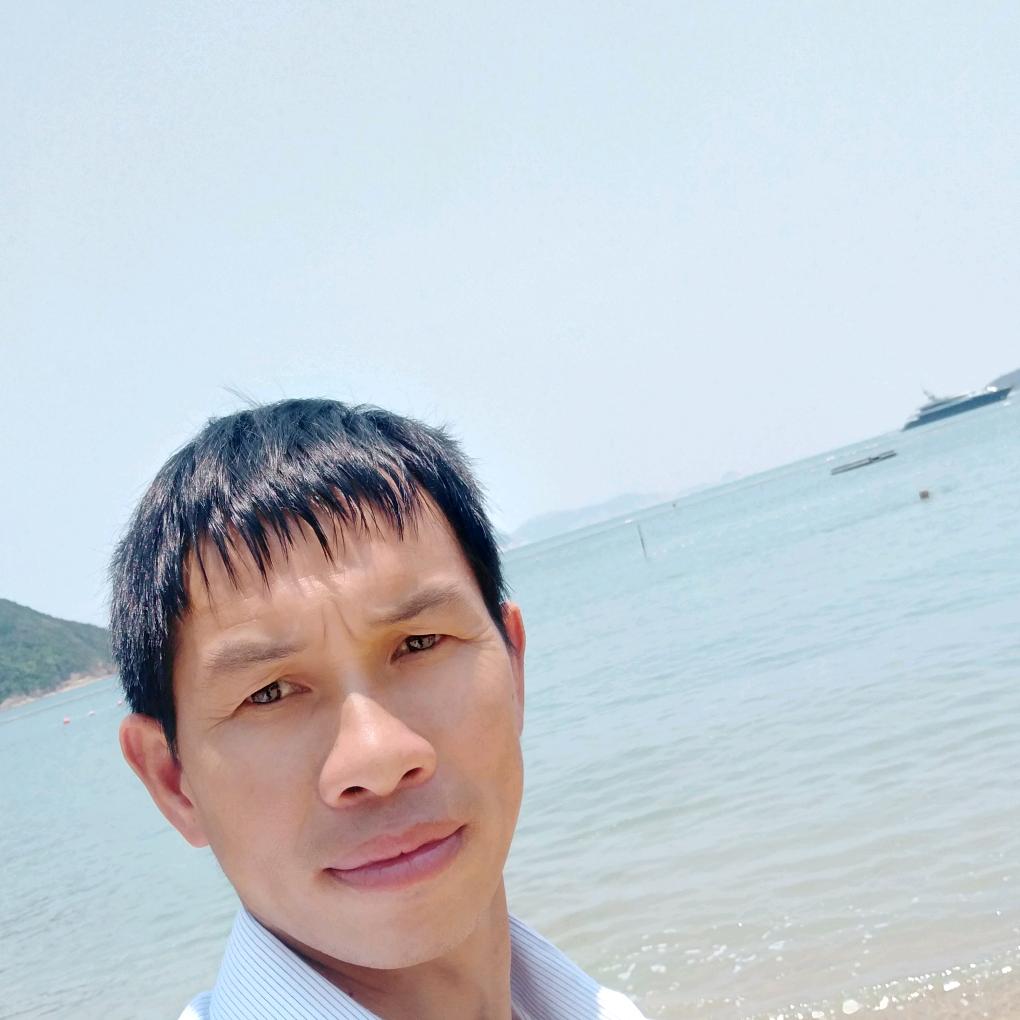 单身男人等待有缘人